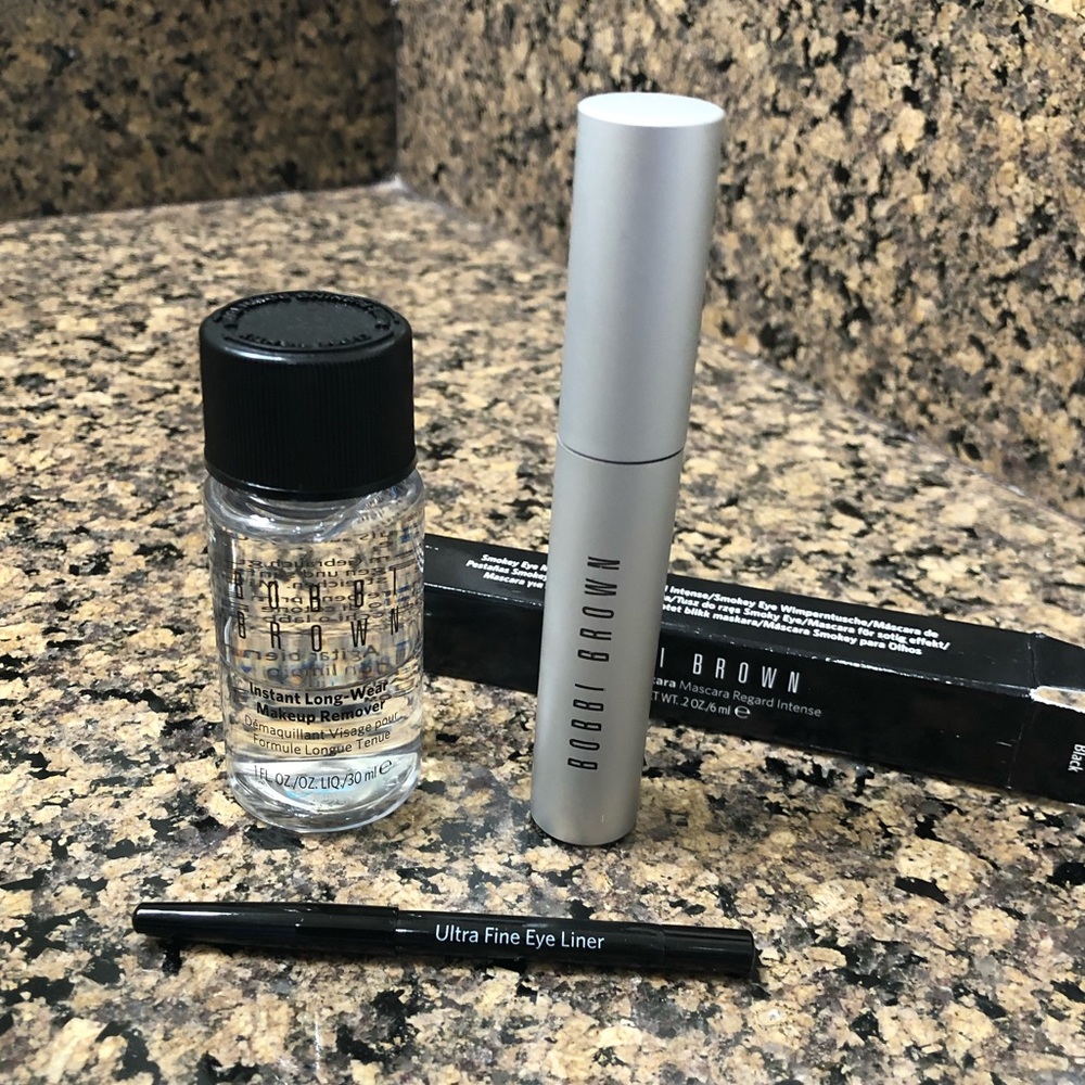 Bobbi Brown Makeup Set- NEW